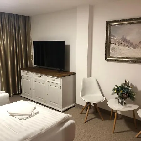 Galeria Pezinska Baba Hotel *