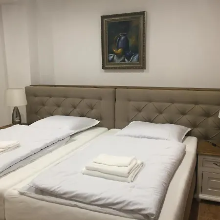 Hotel Galeria Pezinska Baba Pezinok