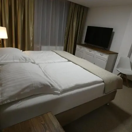 Hotel Galeria Pezinska Baba Pezinok