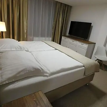 Galeria Pezinska Baba Hotel Pezinok