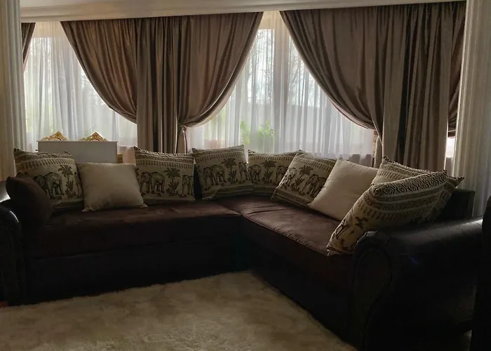 Galeria Pezinska Baba فندق *